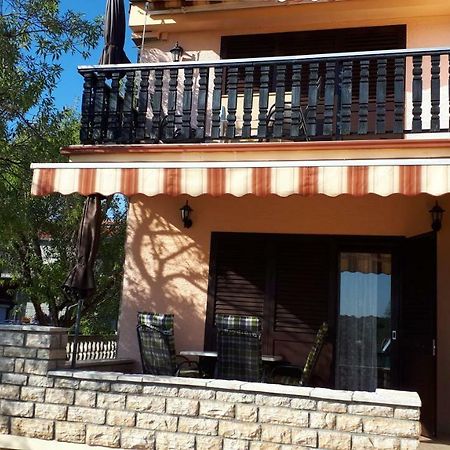 Apartments Santa Barbara Biograd Na Moru Exteriör bild
