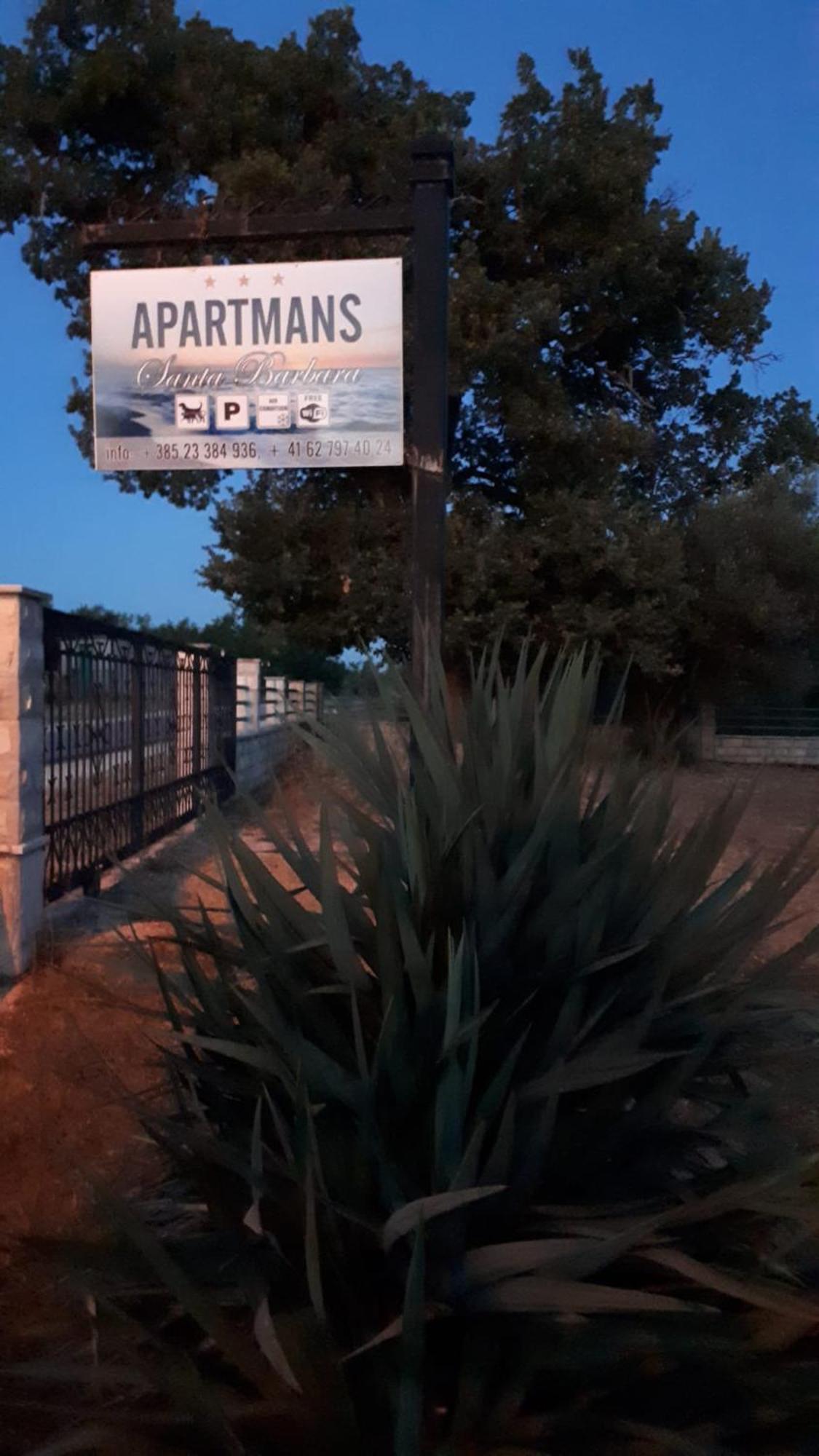 Apartments Santa Barbara Biograd Na Moru Exteriör bild