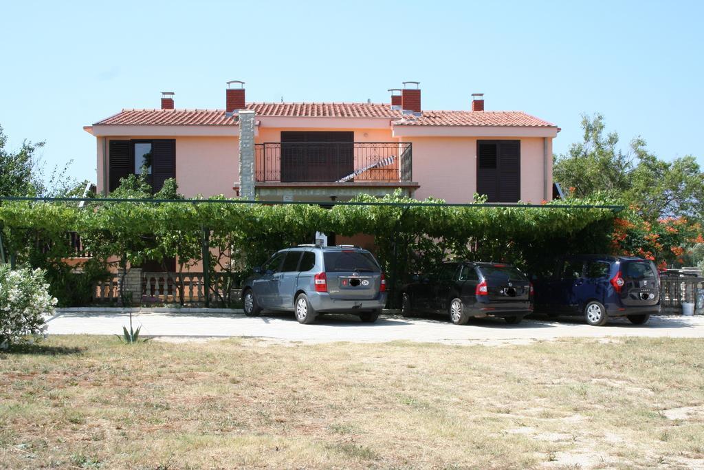 Apartments Santa Barbara Biograd Na Moru Exteriör bild